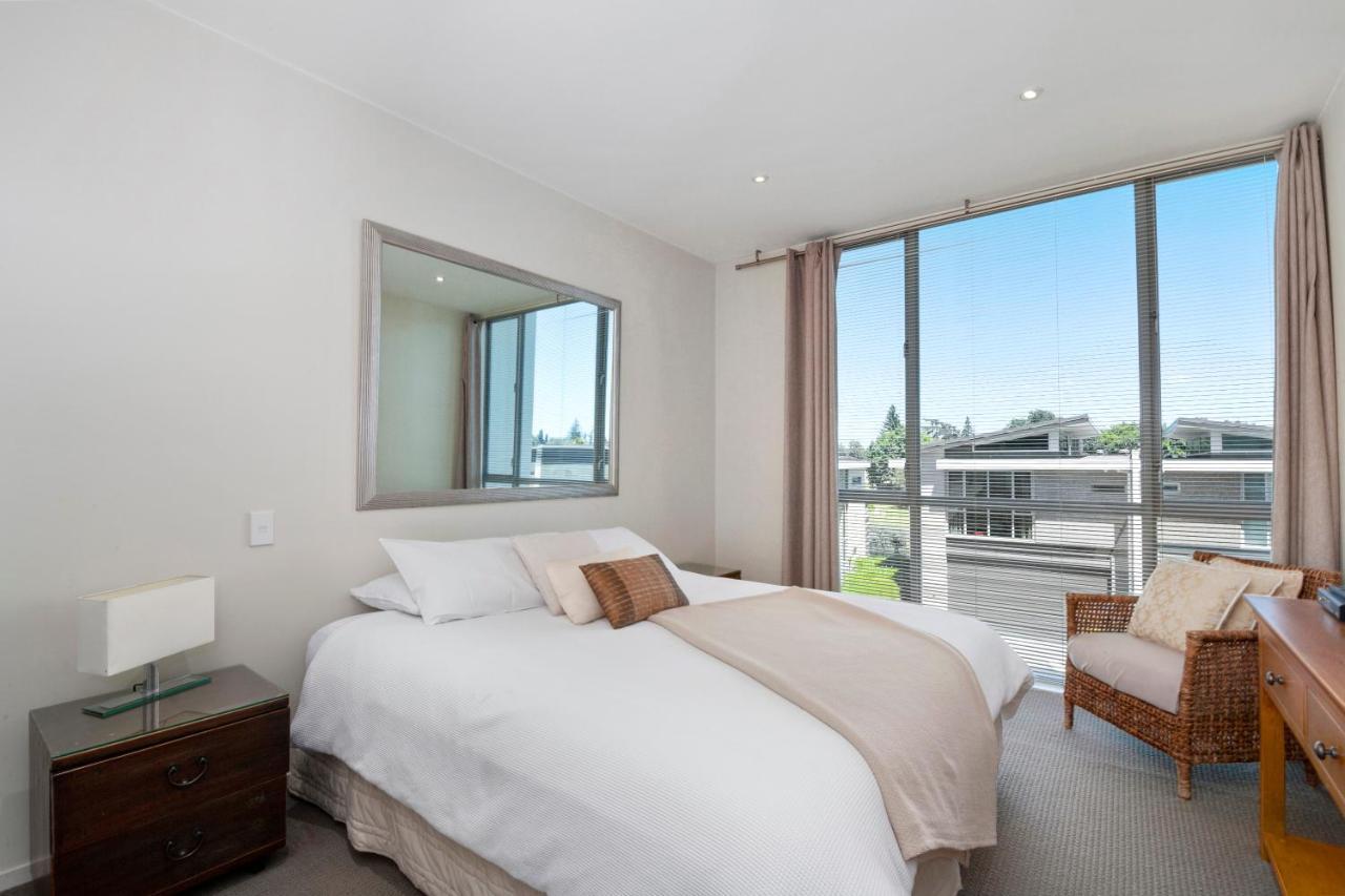 Marinaside Villa - Taupo Holiday Apartment Exterior photo