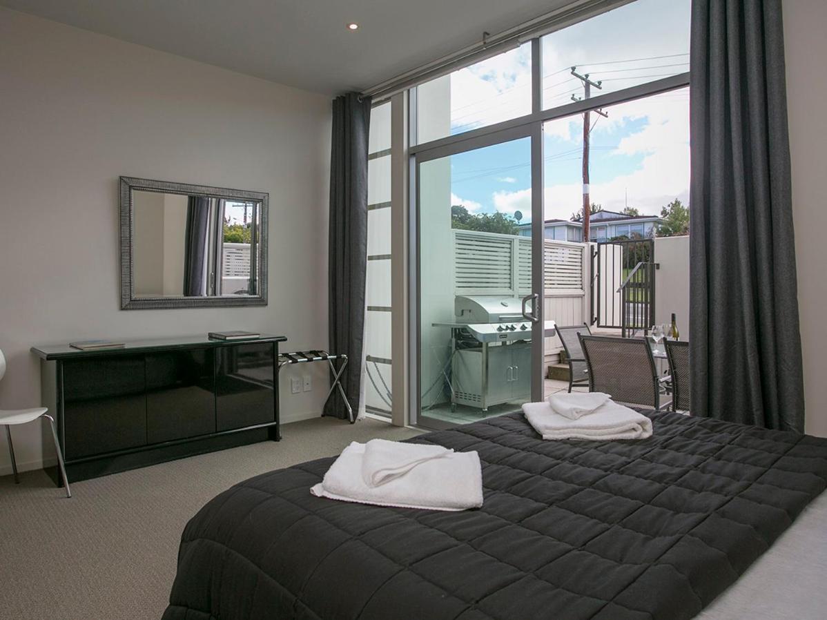 Marinaside Villa - Taupo Holiday Apartment Exterior photo
